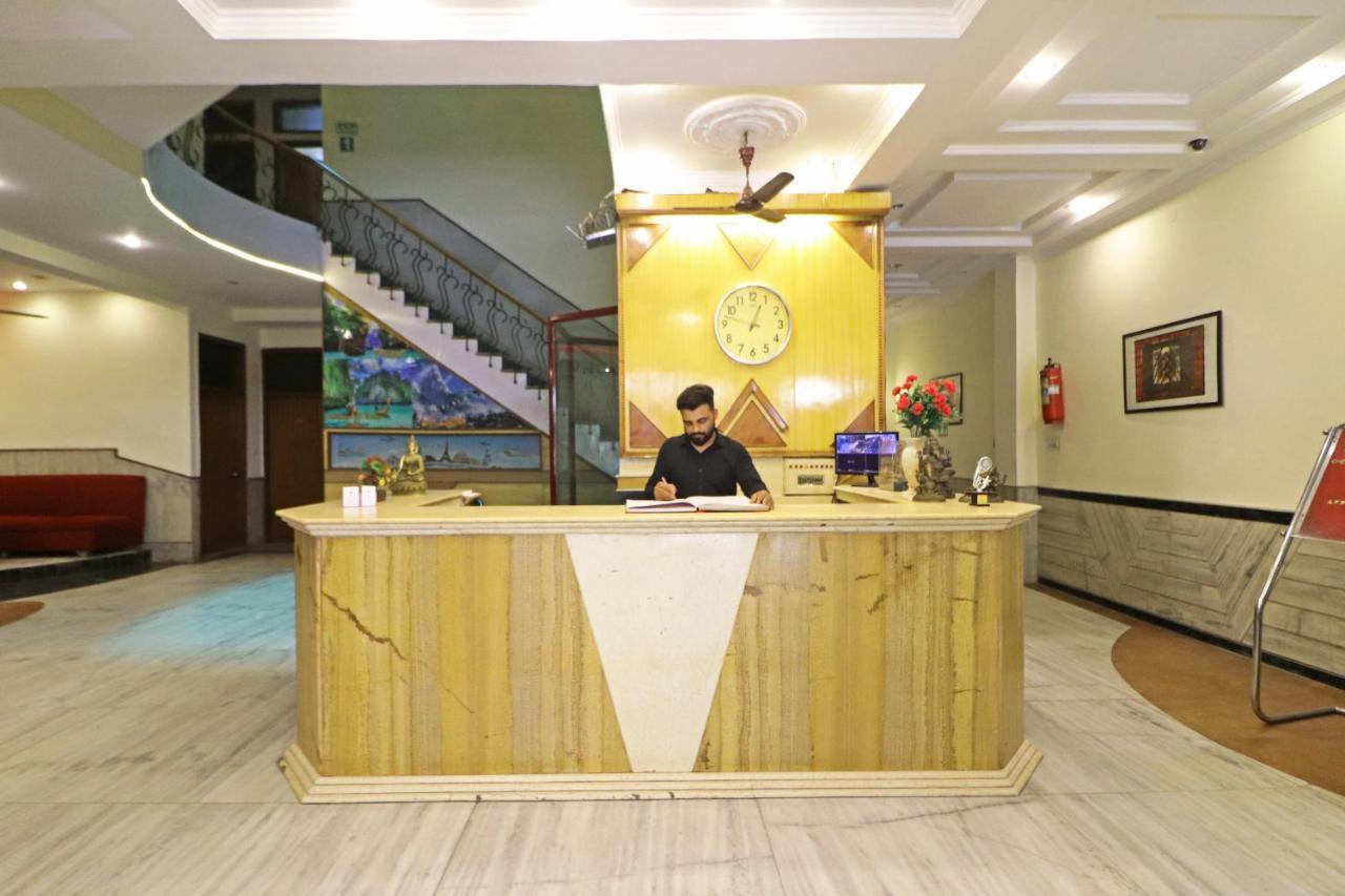 Silver Shine New Delhi - Comfort Stay Dış mekan fotoğraf